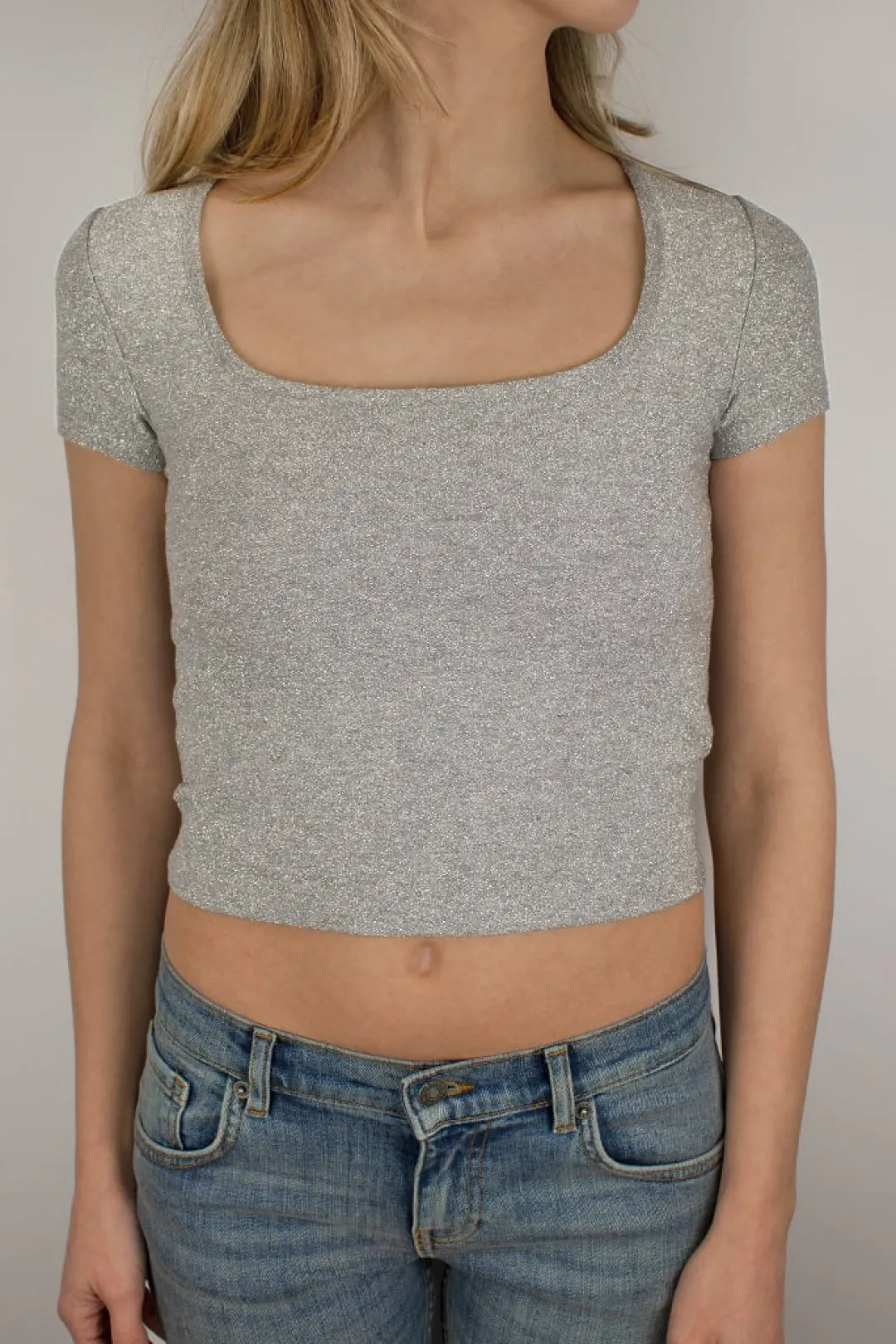 Subdued Camiseta crop cuello cuadrado New