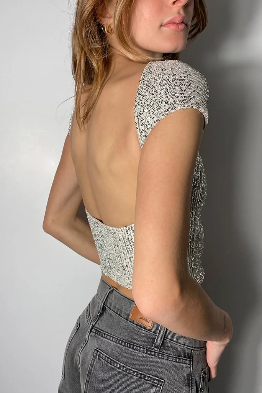 Subdued Camiseta espalda descubierta New