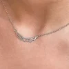 Subdued Collar corazón alas Hot