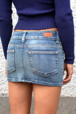 Subdued Double button skirt Hot