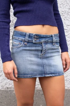 Subdued Double button skirt Hot