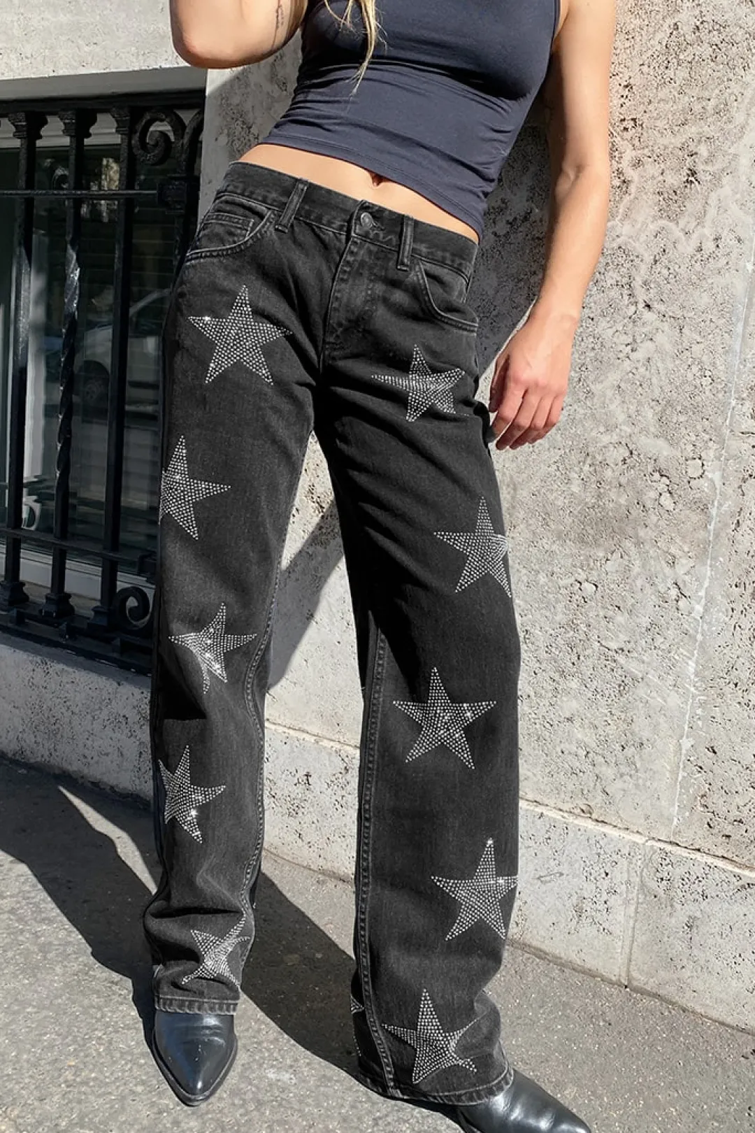 Subdued Jeans Star Hot