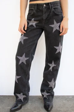 Subdued Jeans Star Hot