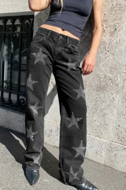 Subdued Jeans Star Hot