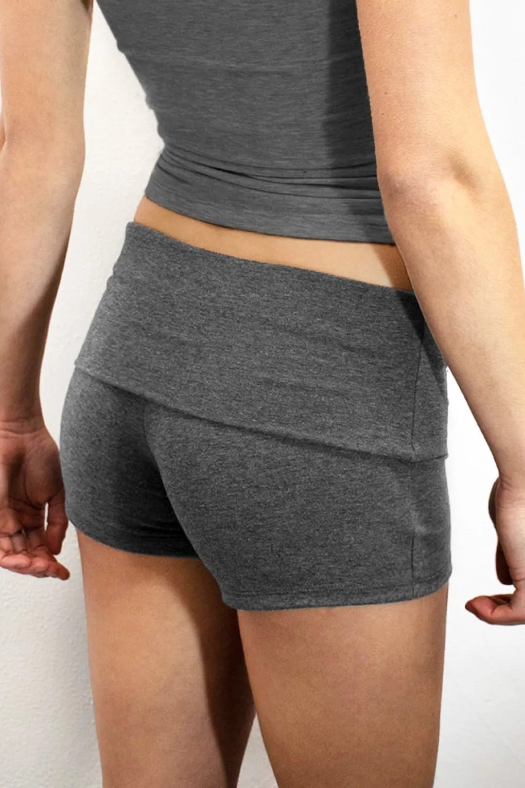 Subdued Shorts con dobladillo Online