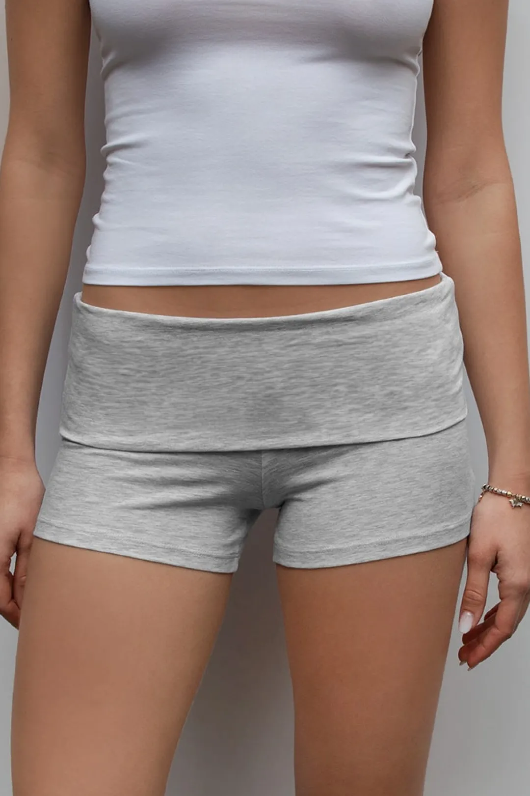 Subdued Shorts con dobladillo Online