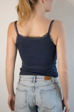 Subdued Tank top detalles de tul