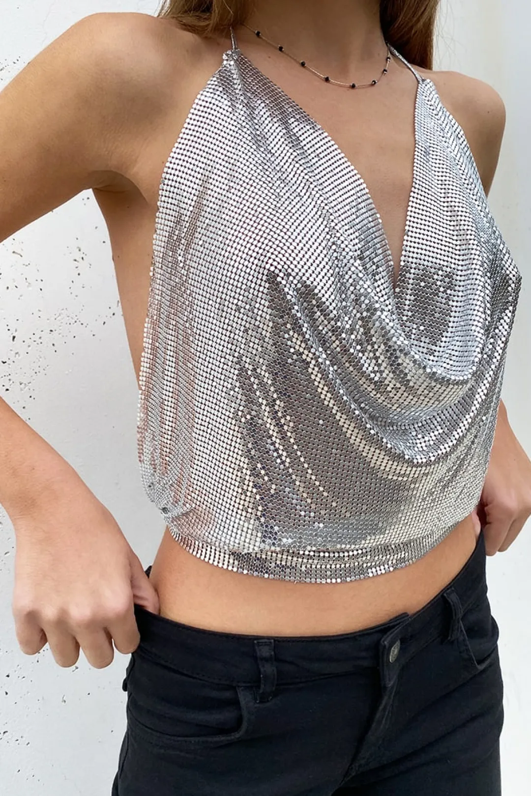 Subdued Top escote detrás Hot