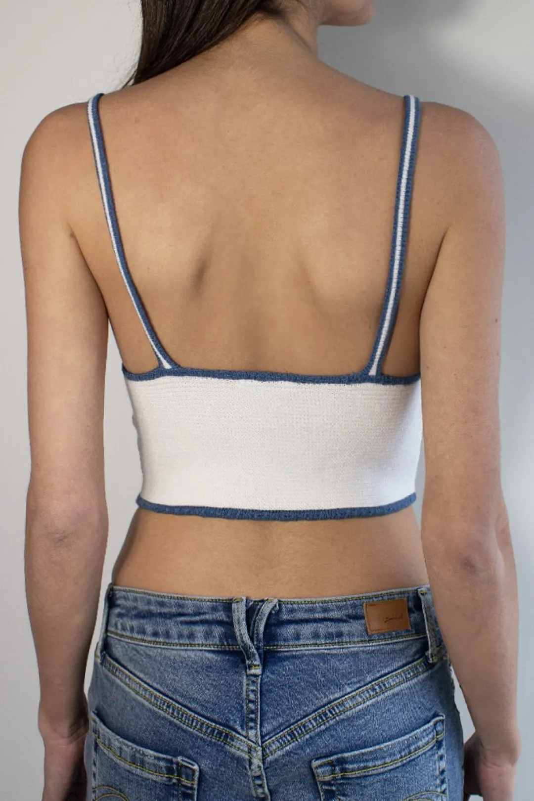 Subdued Top escote en V