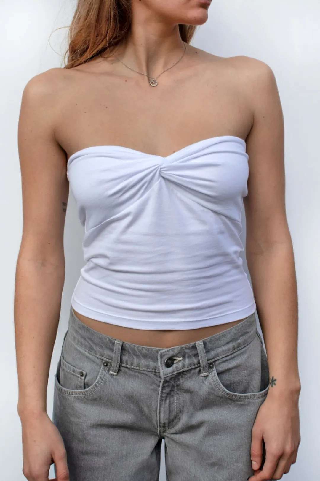 Subdued Top nudo Discount