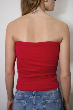 Subdued Top Star Discount
